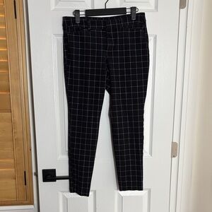 Old Navy Black Checkered Pixie Pants